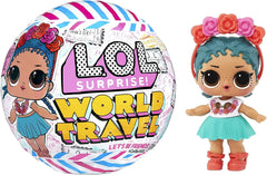 Mdr Surprise ! World Travel Tots - Poupée mannequin avec 8 surprises - Message secret, mode, accessoires et plus - Assortiment aléatoire à collectionner - Cadeau pour les enfants de 4 ans et plus