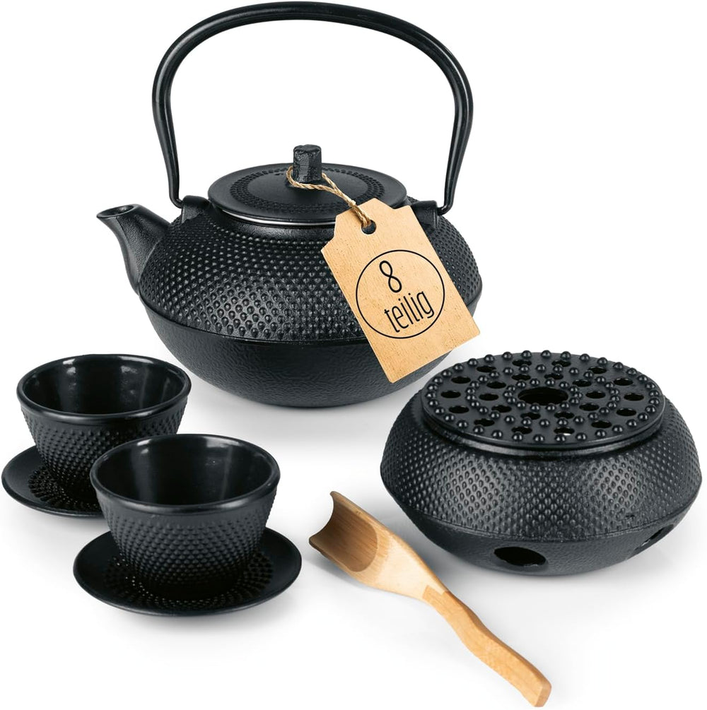 Service à thé Lumaland 8 pièces | Théière en fonte Tetsubin de 1,4 litre | Chauffage en fonte | 2 tasses à thé et 2 soucoupes | Service à thé japonais comprenant une cuillère doseuse en bambou et un infuseur en acier inoxydable