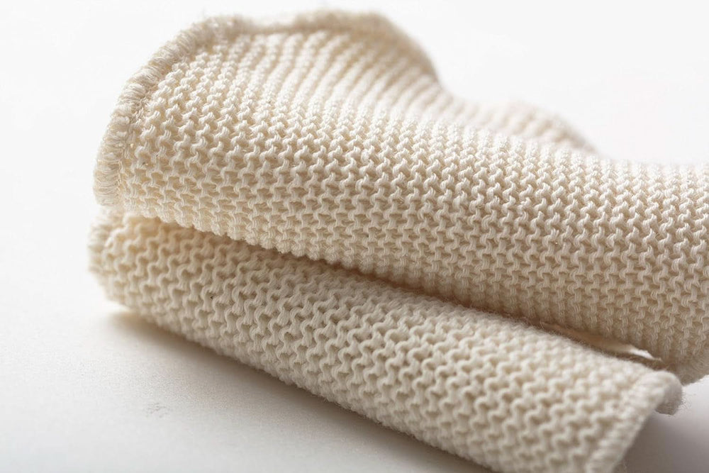 ELANEE Coussinets d'allaitement en laine de soie (2 couches) - Coussinets d'allaitement lavables à la main - Doux pour les mamelons très sollicités Accessoires Alimentation et Allaitement Bebe Naty Shop