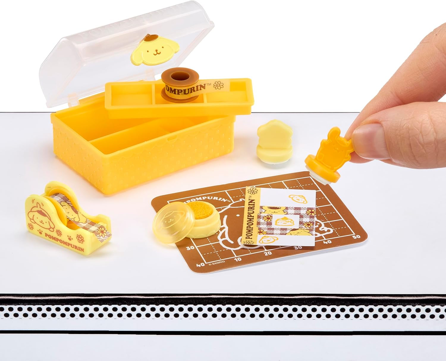 Miniverse MGA Make It Mini Hello Kitty and Friends Série 3 – Mini objets de collection, Sanrio, répliques rétro, papeterie, travaux manuels, bricolage, pour collectionneurs et enfants à partir de 8 ans