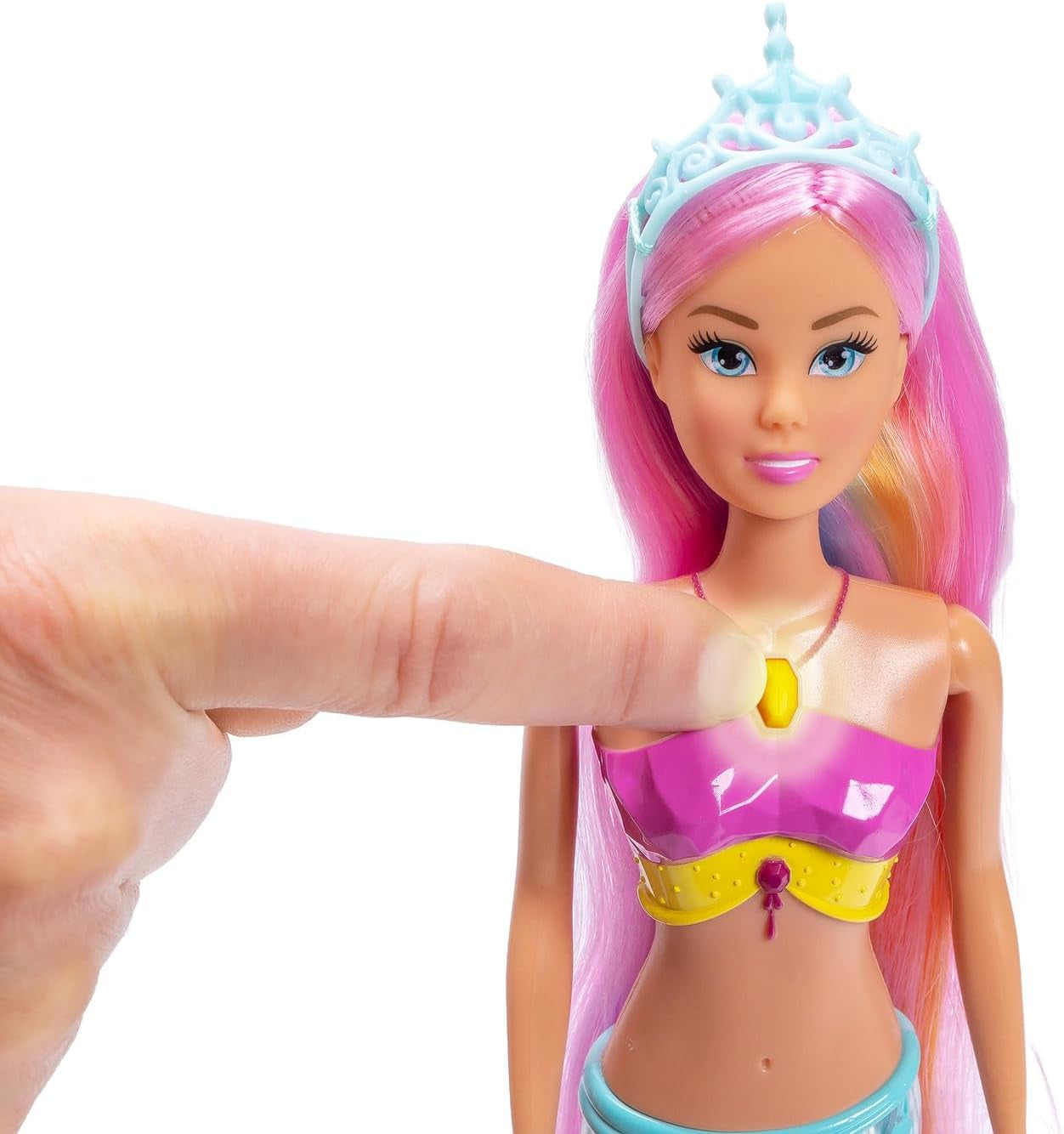 Simba Steffi Love Poupée sirène mermaizing avec fonction lumière arc-en-ciel, cheveux extra longs, figurine de dauphin et pinces à cheveux, hauteur 39 cm, fonction Try-Me, à partir de 3 ans