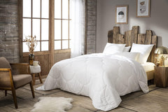 15000000534 Douceur Infinie Couette, légère, polyester, blanc, blanc, 240 X 260 cm Couettes et couettes Naty Shop 240 X 260 Cm