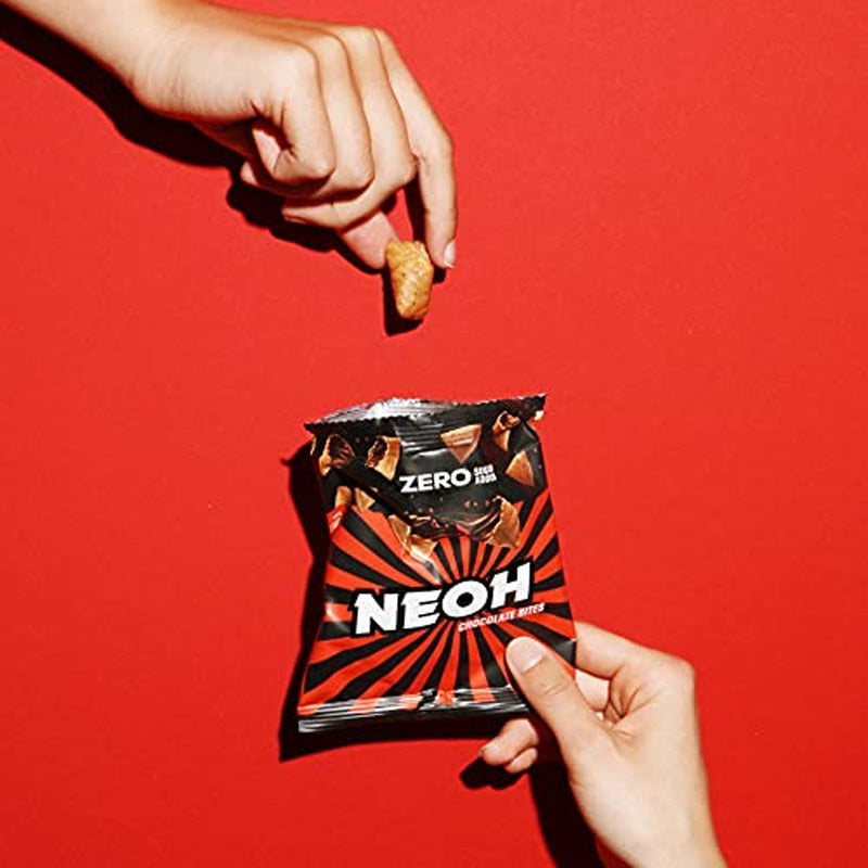 Bouchées de chocolat NEOH | Sans sucre ajouté, 100 kcal par portion, des morceaux croquants fourrés crémeux aux noisettes et au cacao, parfaits pour emporter ou comme substitut du muesli | Céto, faible teneur en glucides | Paquet de 3x29g