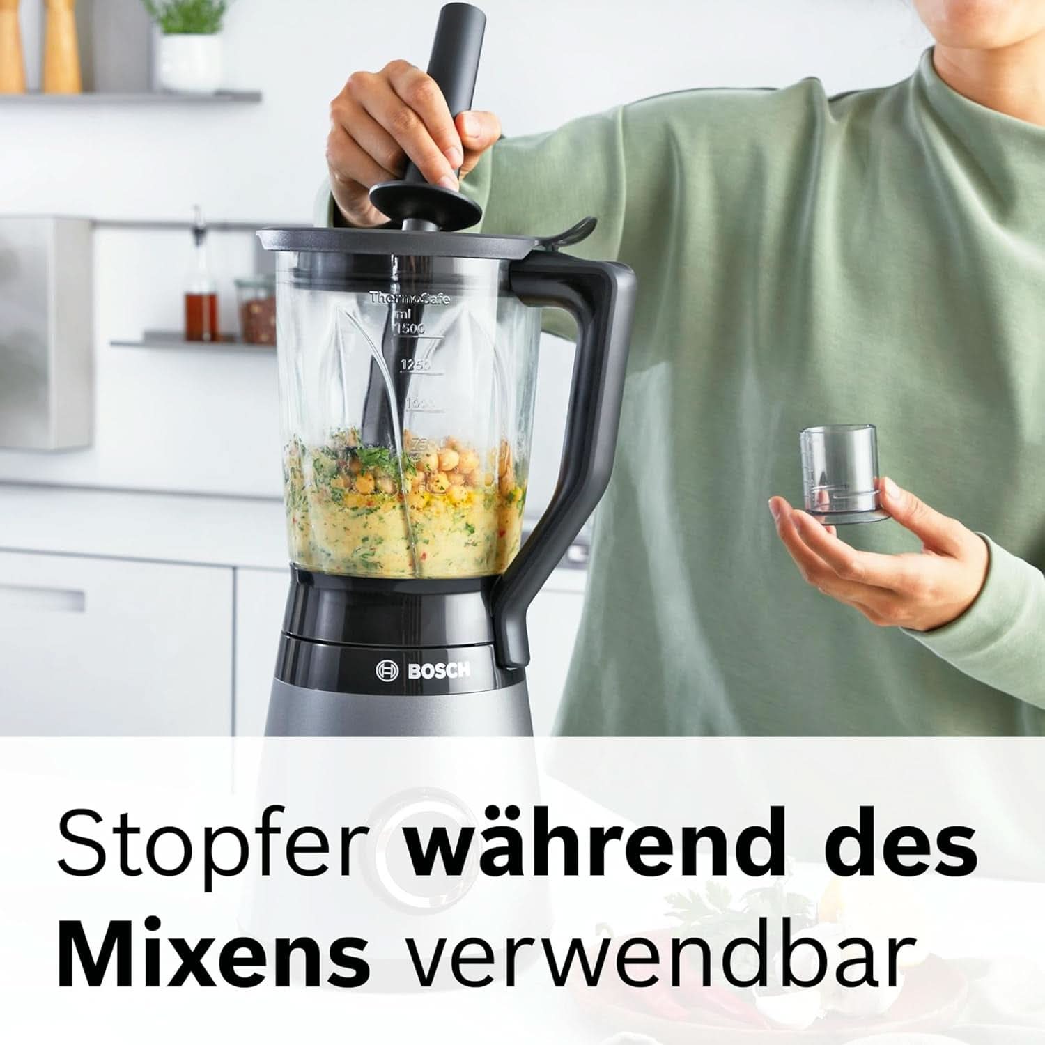 Bosch Batteur sur socle Vitapower Serie 4 MMB6174SN, Version Verbesserte, Hochwertige Edelstahl-Klingen, 1,5L Glasbehälter, 0,6L To-Go-Flasche, Spülmaschinenfeste Teile, 30 000 U/Min, 1200 W, Silver Kitchen Naty Shop
