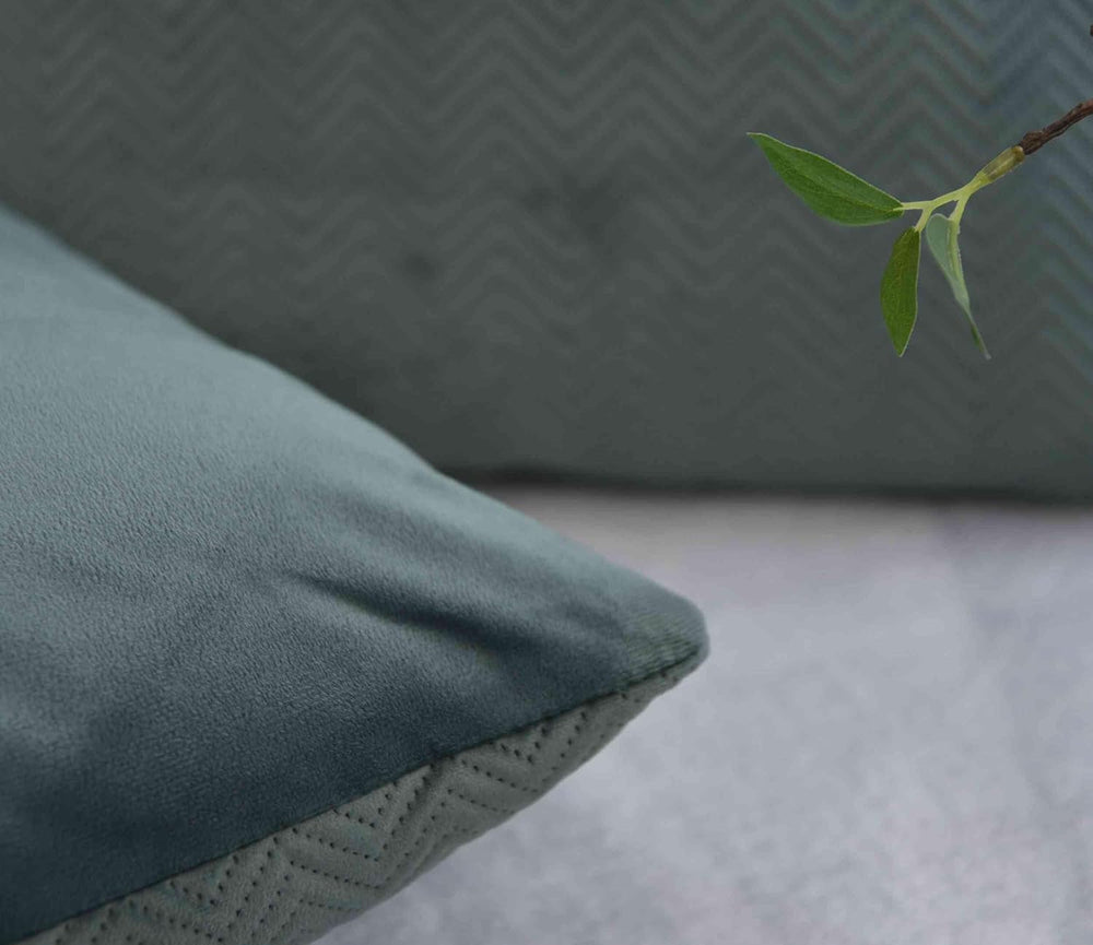 Oreiller décoratif à rideaux Lxl 45x45 cm Jacquard vert "Greta" avec motif à chevrons Entretien facile Fermeture à glissière Remplissage doux 320G - Variété de couleurs, 2023510 Oreillers de voyage Naty Shop