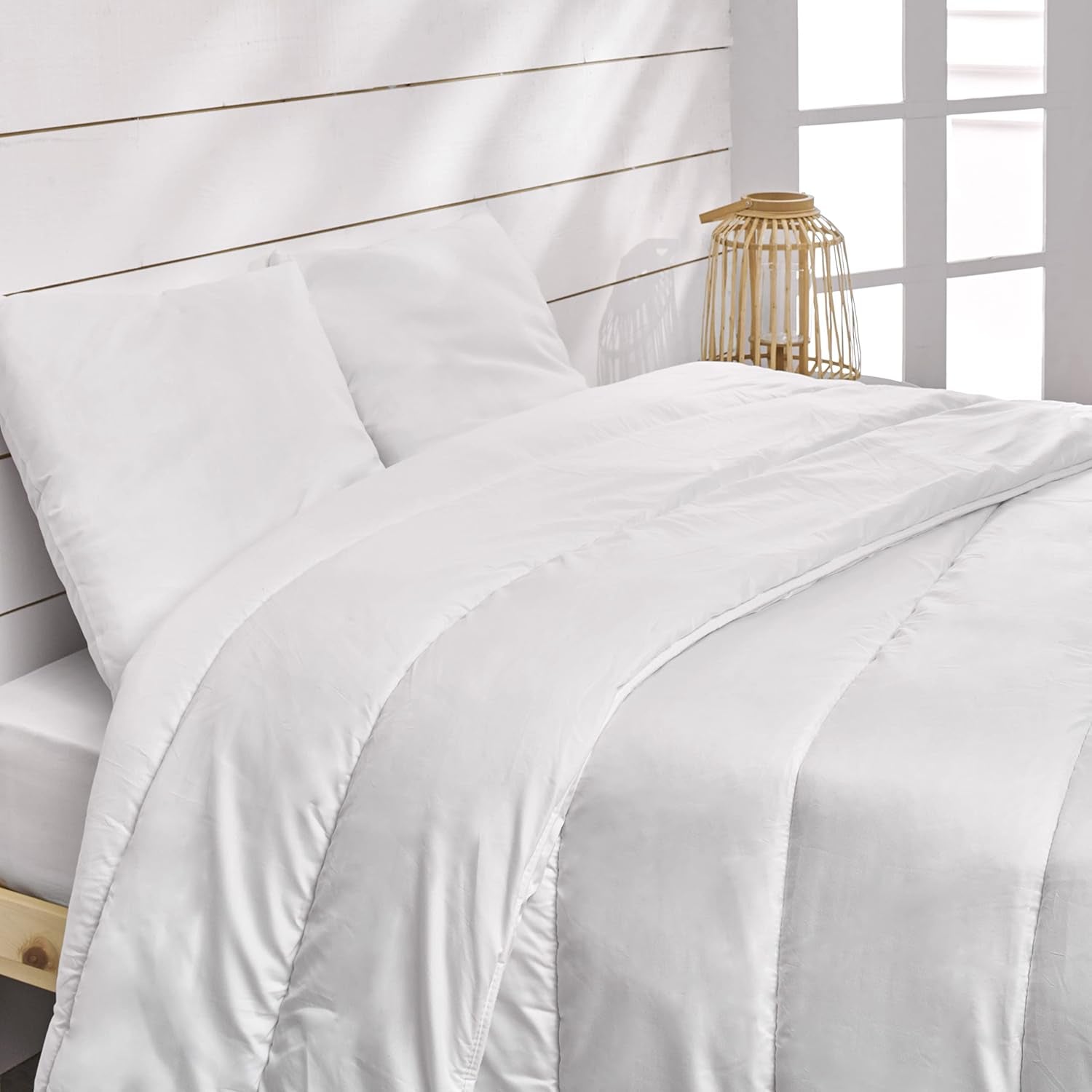 Couette anti-acariens Bleu Calin 140X200 Cm, Pour lit simple, Housse en microfibre douce, Traitement Sanitized Couettes et couettes Naty Shop