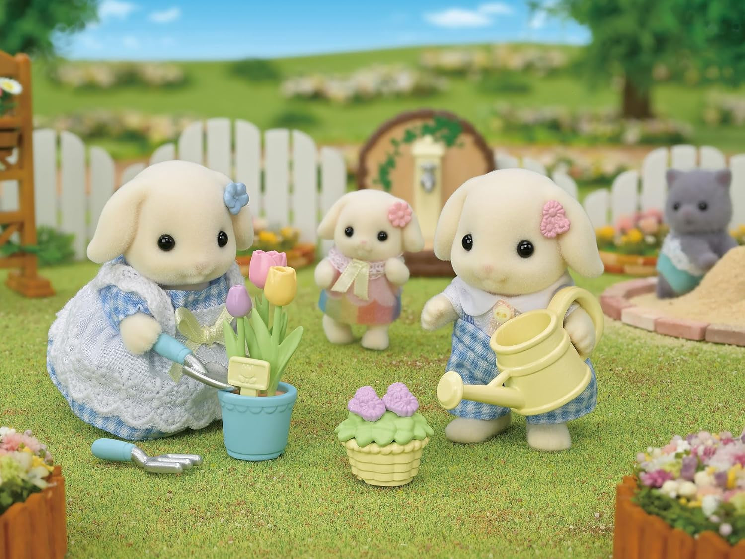 Sylvanian Families - 5736 Blumen- und Garten-Spielset mit Figuren - Figuren für Puppenhaus