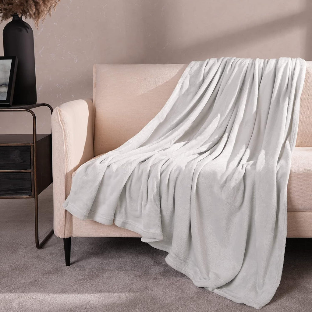 Cuvertură de pat Brentford's Ultra Soft Fleece, Silver Grey, Large Double - 150 X 200Cm Paturi si Cuverturi Besuche den Brentfords-Store