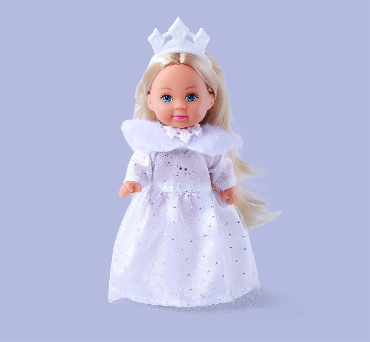 Simba Evi Princess of Love's Dreams, poupée de jeu dans une robe d'hiver de rêve avec bordure en fourrure et éléments pailletés, 12 cm, 3 ans et plus