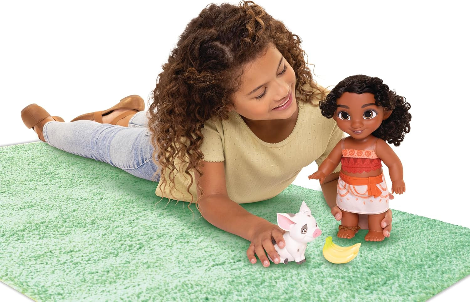 Jakks Pacific Moana 2 Little Sister Simea Doll and Pua Figure Playset 27 cm de haut, comprend 1 tenue de poupée, 1 Pua, 1 régime de bananes en plastique, recommandé à partir de 3 ans