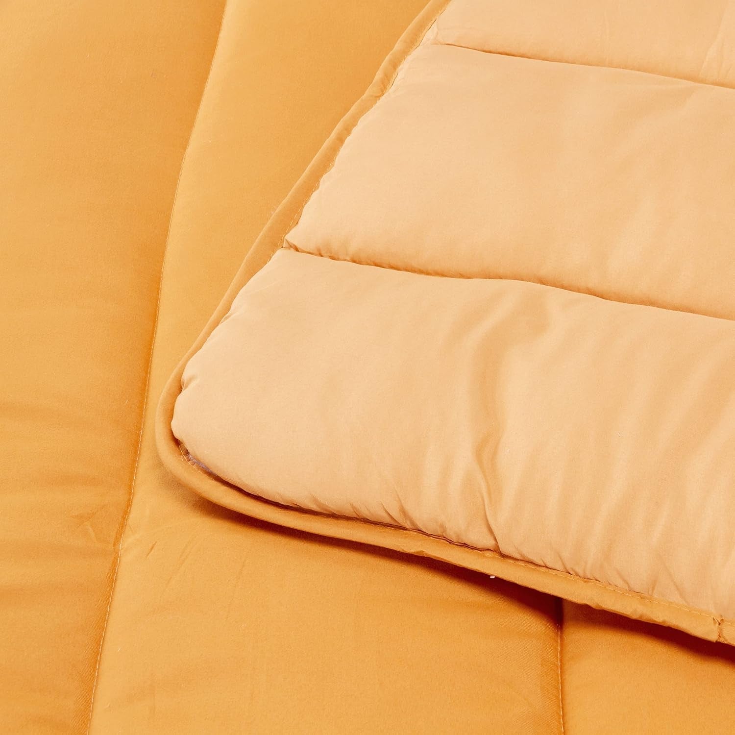 Pikolin Home - Couette réversible 300 G - garnissage nordique bicolore - pour lit 100/105 - confortable, chaude, respirante, vert, 180 X 220 cm Couettes et couettes Naty Shop