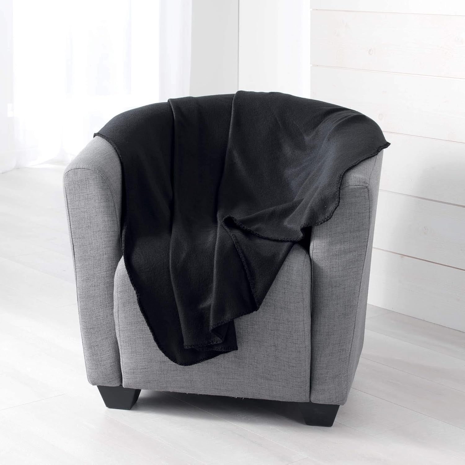 Douceur D'Intérieur, Couverture polaire Milou rose antique, 125 X 150 Cm Douceur d'Intérieur Lits et Couvertures Noir 125 X 150 Cm