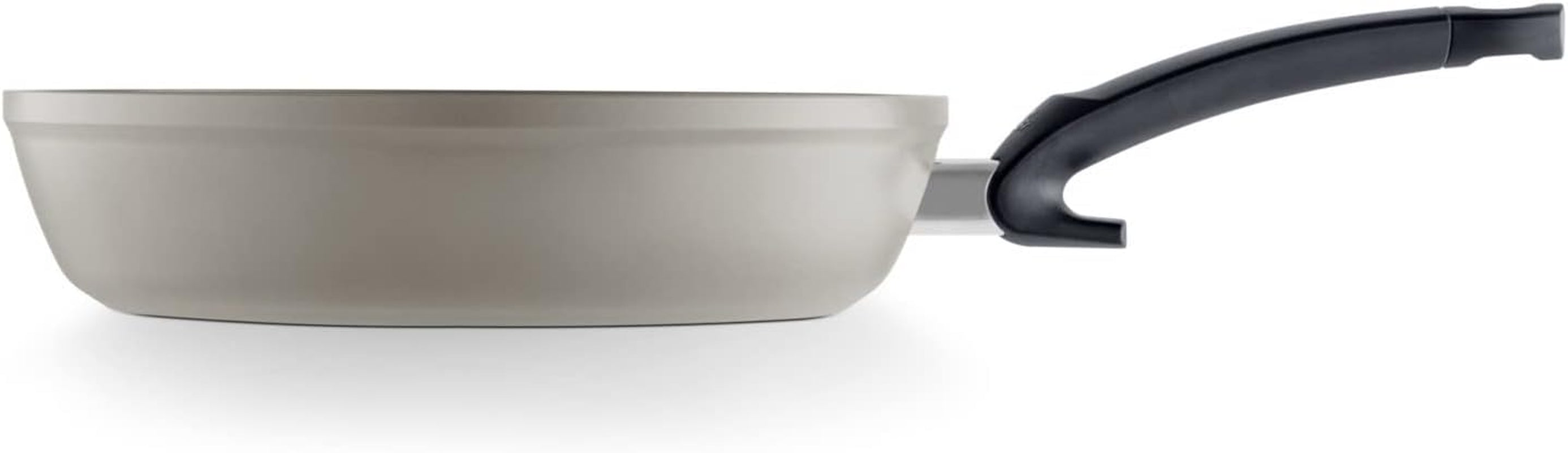 Fissler Ceratal Comfort, poêle céramique antiadhésive - induction Casseroles et poêles Naty Shop