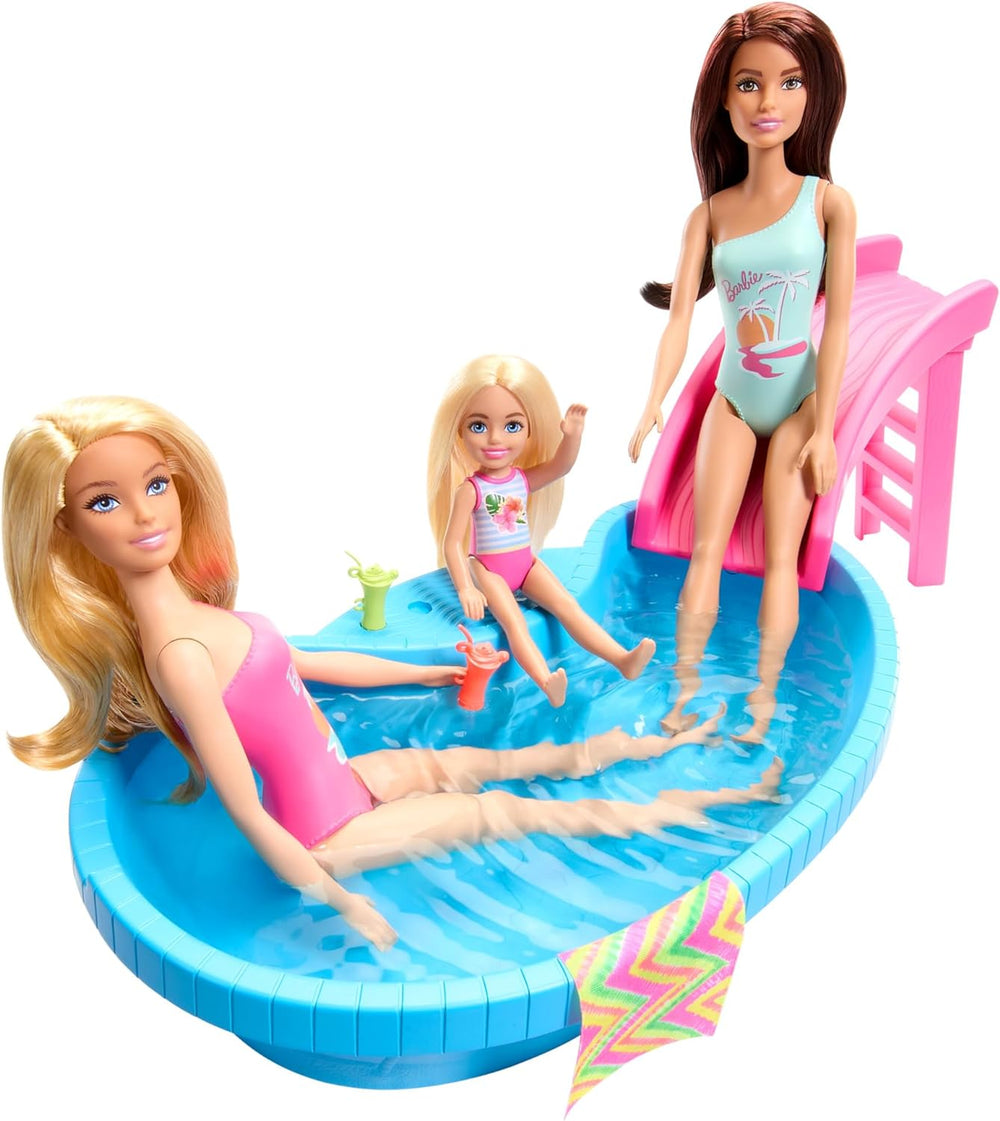 Poupée Barbie et accessoires - piscine avec toboggan et accessoires pour des heures de plaisir au soleil, maillot de bain rose au design tropical, pour les enfants à partir de 3 ans, HRJ74