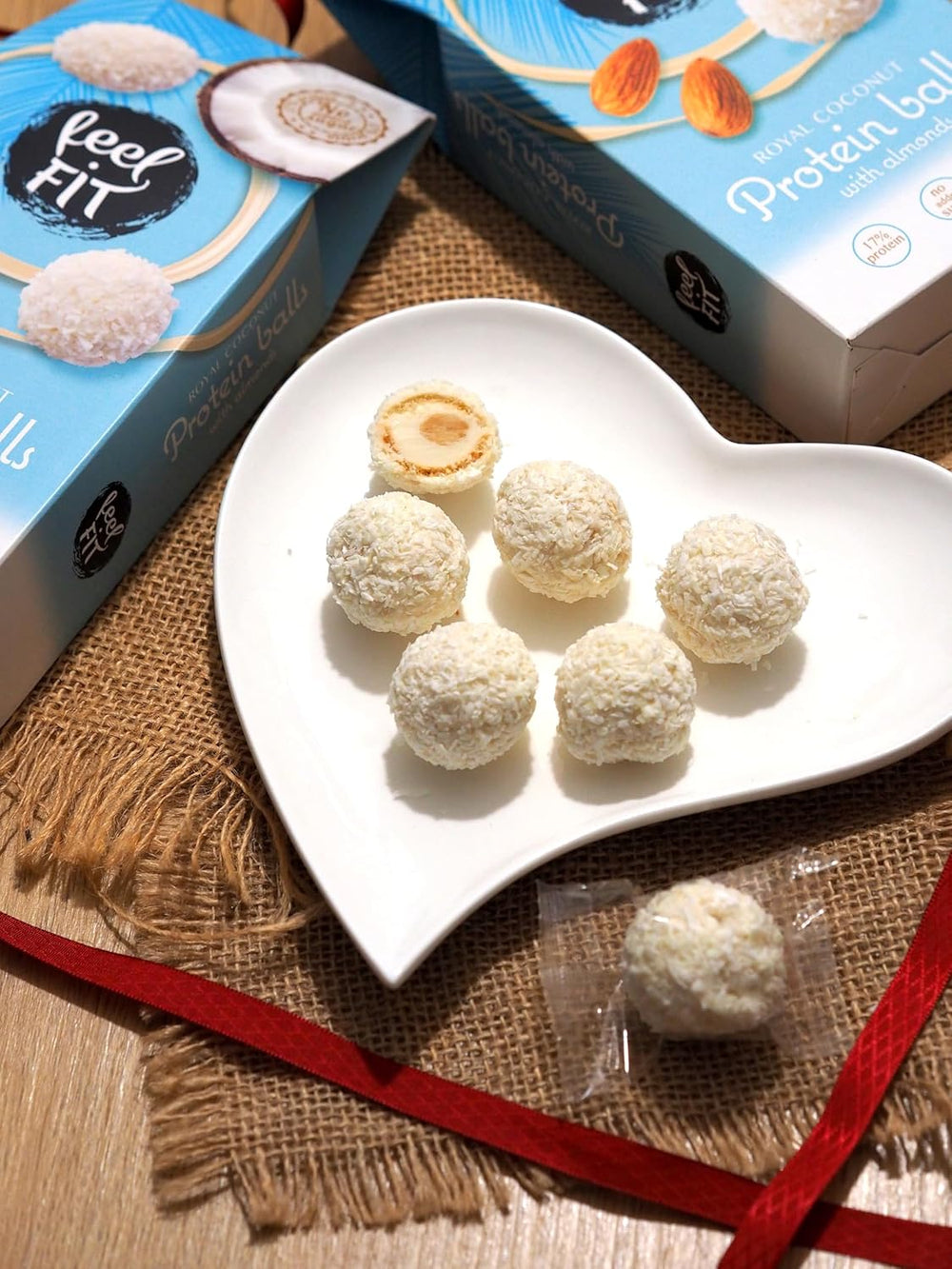 Pralinés noix de coco et amandes sans sucre, feel FIT, sans sucre ajouté, 17% de protéines, 63 g