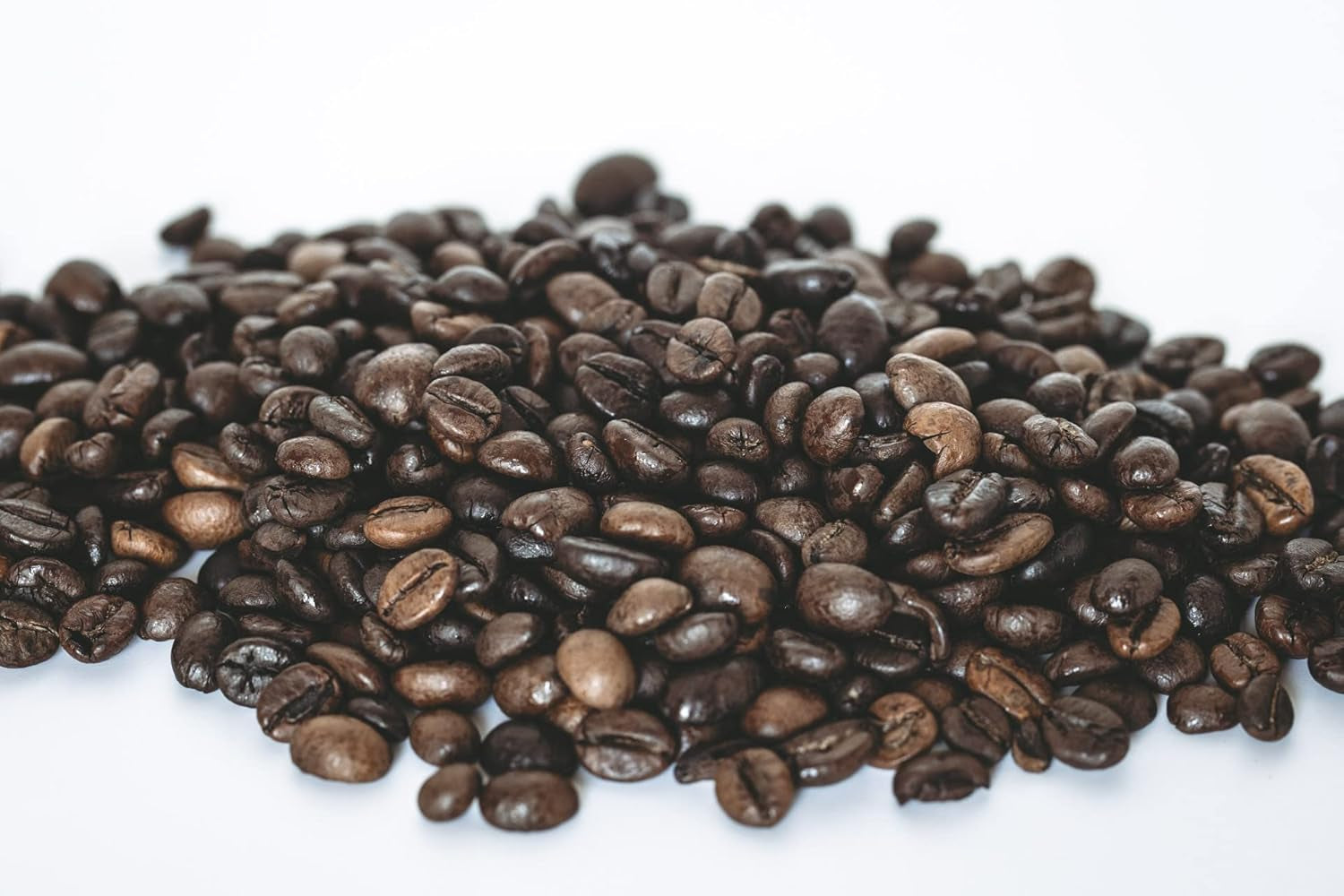 Espresso Napoletano NOIR DE NAPLES - extrêmement intense et crémeux - très faible acidité - grains entiers 100% Robusta 500g