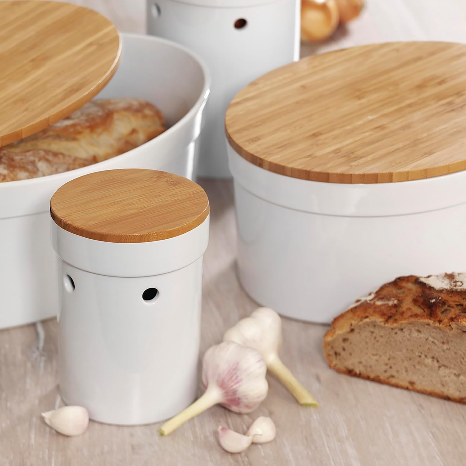 Boîte à pain Kela avec trous d'aération, boîte à pain en céramique, SALENA, bol à pain, blanc, 36,5 x 23,5 x 14 cm Boîtes de conservation alimentaire Naty Shop