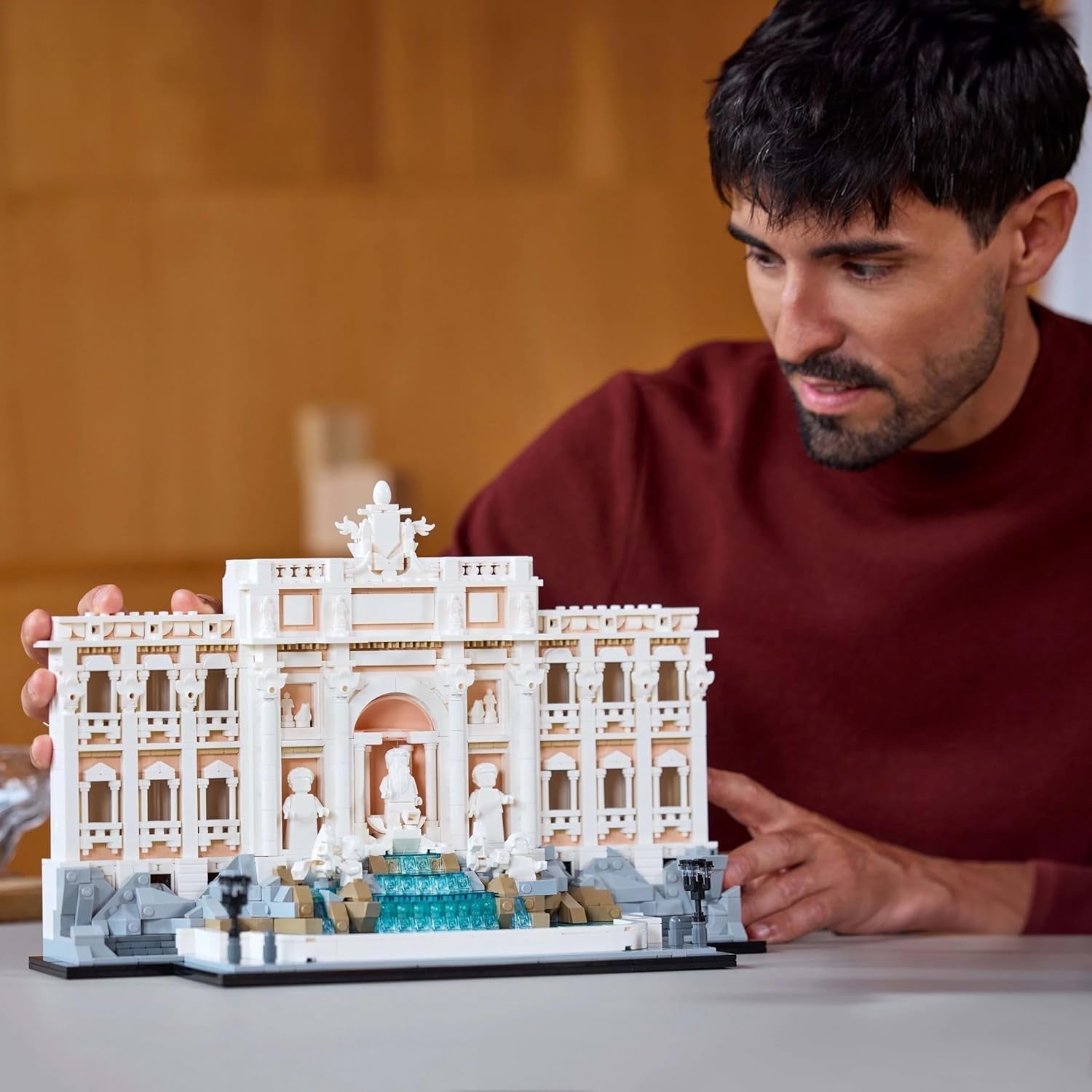 Fontaine de Trevi LEGO Architecture - Modèle d'un monument de Rome avec sculptures de figurines - pièce de collection pour bureau et salon - cadeau pour adultes et amateurs d'architecture 21062 Jeux de construction Besuche den LEGO-Store