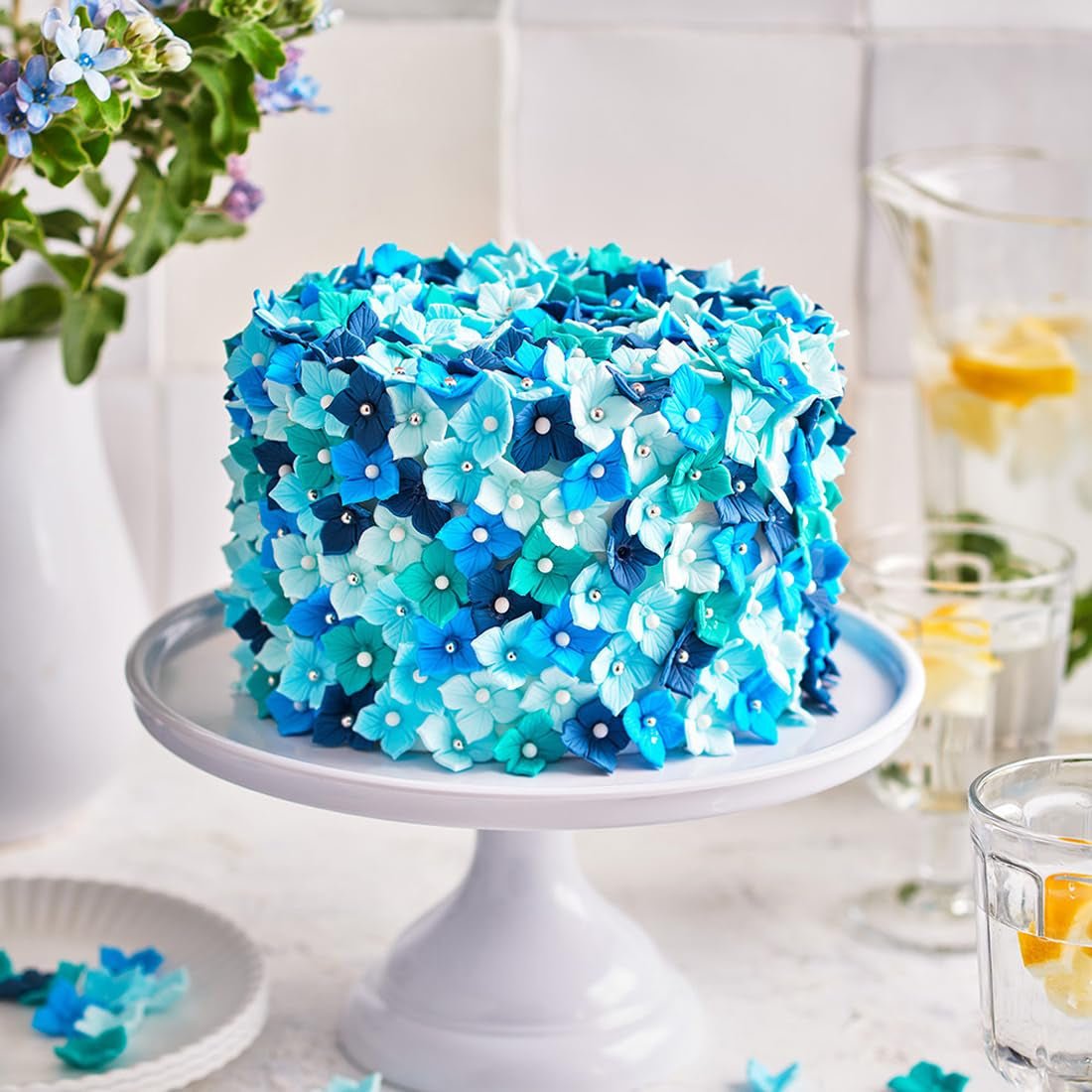 FunCakes roll fondant Demin Blue: ușor de utilizat, neted, flexibil, moale și pliabil, perfect pentru decorarea prăjiturilor, halal, kosher și fără gluten, 250 g Pasta de zahar Naty Shop
