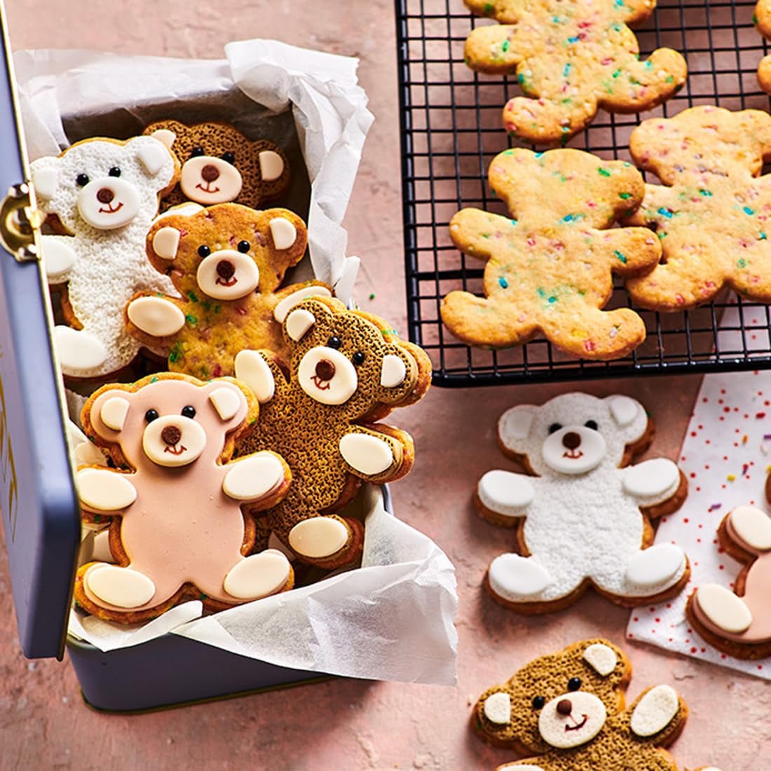 FunCakes Roll Fondant Elegant Ivory : facile à utiliser, lisse, souple, souple et malléable, parfait pour décorer les gâteaux, halal, casher et sans gluten, 250g de Pâte à Sucre Naty Shop