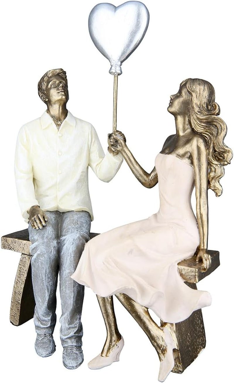 GILDE Décoration Figurine Couple Coeur Ballon - Amoureux sur le banc avec ballon coeur décoration cadeau mariage - Coloris : Blanc Bronze Gris - Hauteur 24,5 cm Statuettes et sculptures Naty Shop