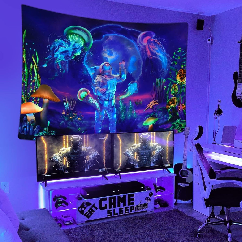 Tapiserie betylifoy black light astronaut reactive plants jellyfish Casa - Accesorii si Decoratiuni Naty Shop