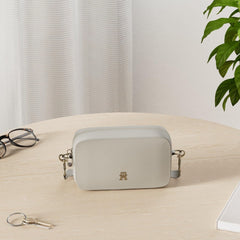 Tommy Hilfiger Sac bandoulière Chic Flap Crossover Petits Sacs Femme Naty Shop