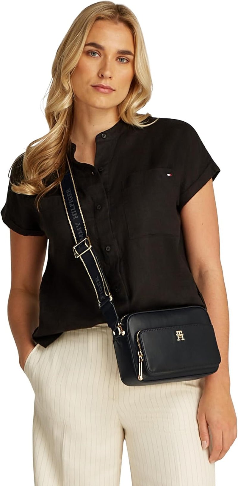 Tommy Hilfiger Ladies Th Joy Camera Bag Aw0aw16812 Crossover Bagages et équipement de voyage Naty Shop