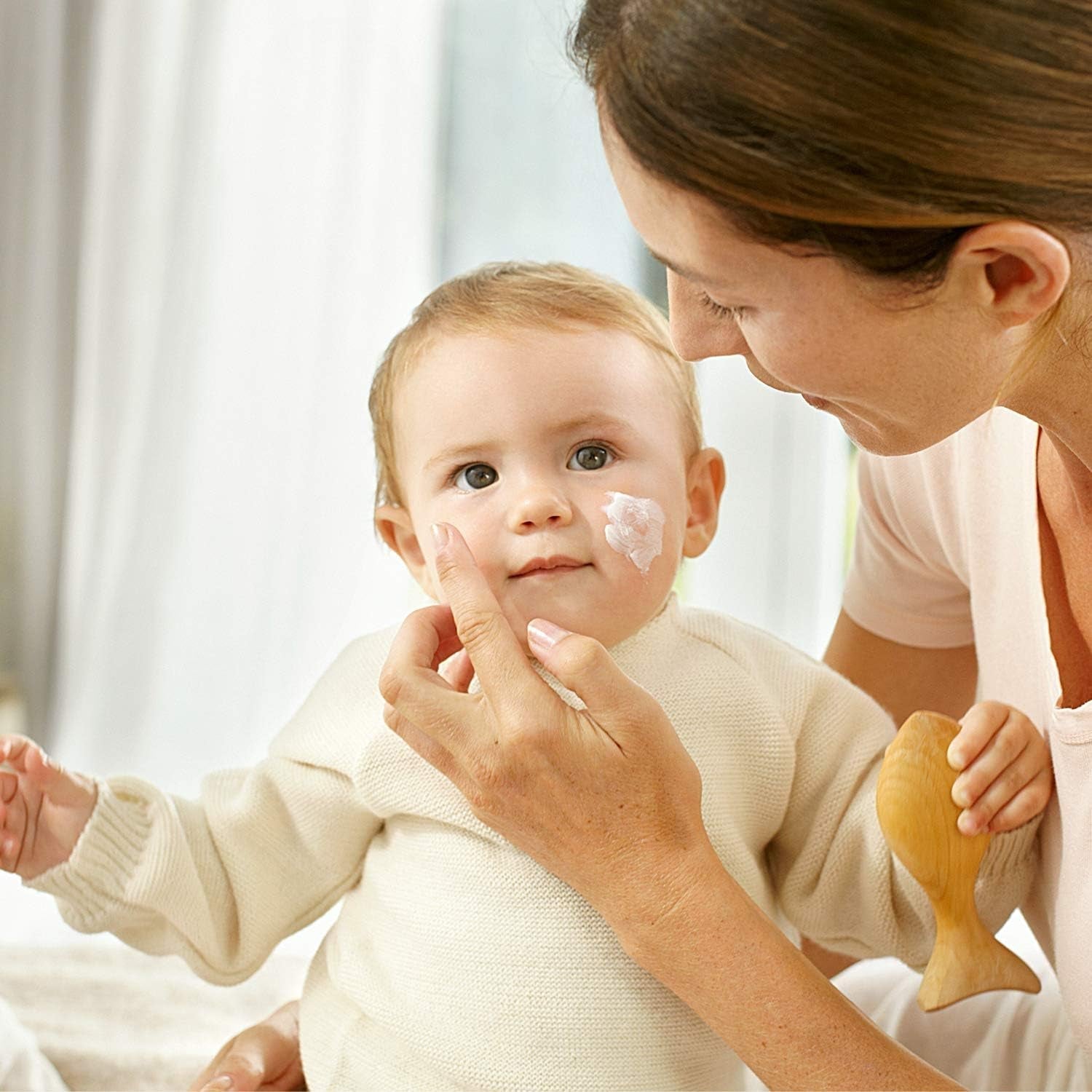 WELEDA Baume Vent & Météo Bébé Calendula Bio - Crème visage et crème mains pour cosmétiques naturels à l'huile d'amande et à l'huile de sésame pour protéger la peau sensible et sèche de bébé des intempéries et du froid (1x 30 ml) Enfant - Bain et Soin Naty Shop